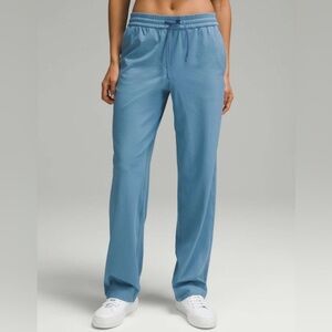 NWT Lululemon Athletica Luxtreme Blue Straight Leg Pants - Medium